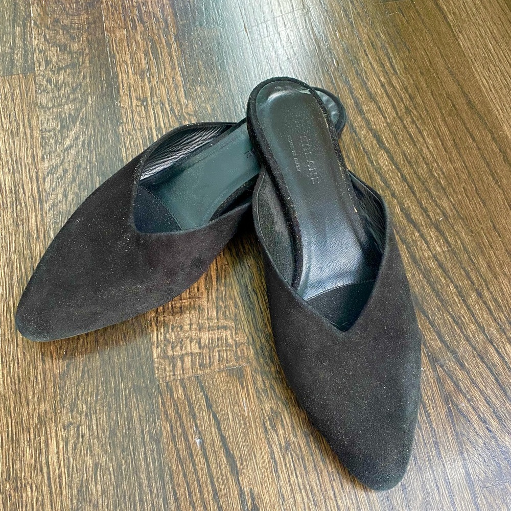 EUC Everlane Black Suede V flat mule Sz 8.5